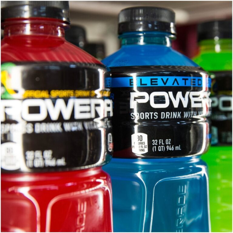 powerade-vs-gatorade-electrolytes-sugar-differences-sales-market