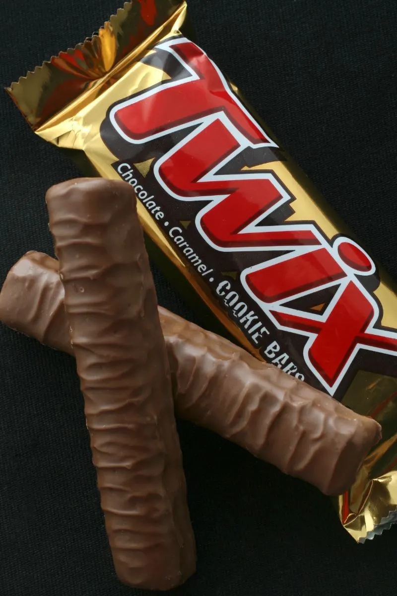 Difference between left and right Twix