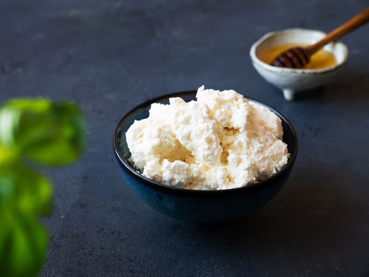 Whipped cream cheese vs regular cream cheese Health Guide Net