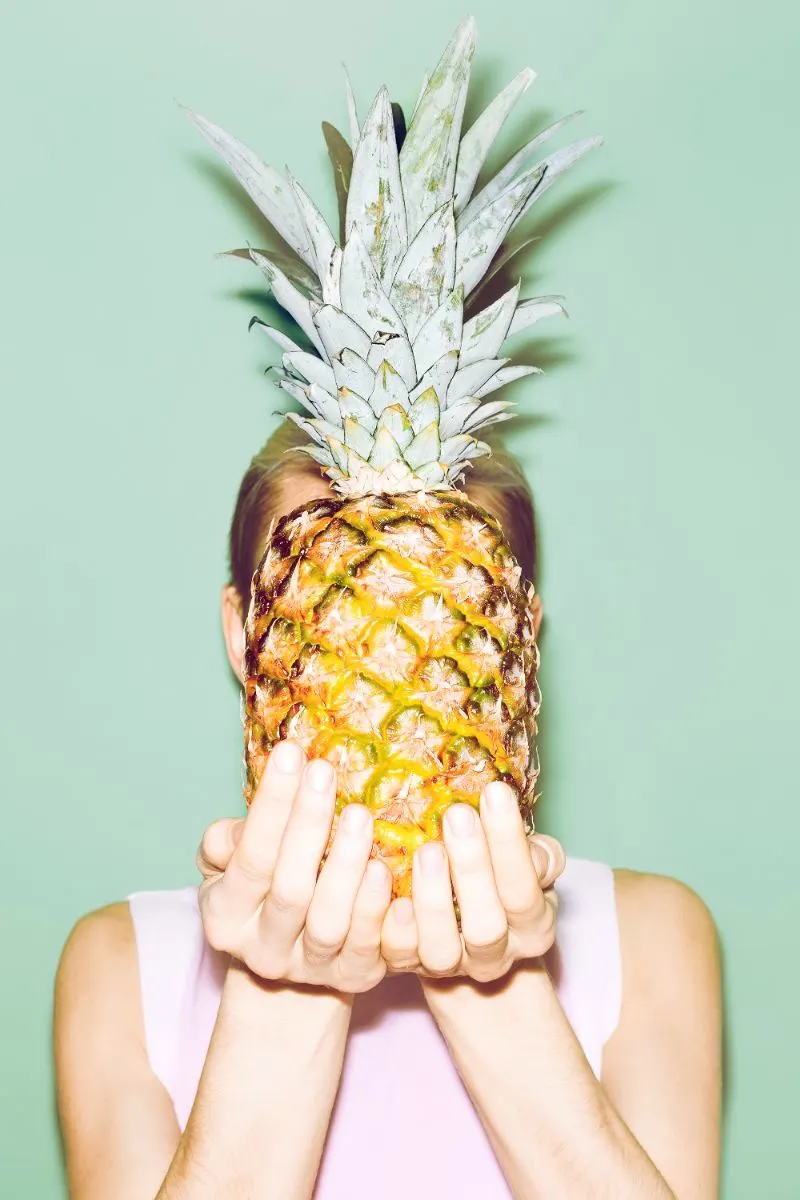 Pineapple foods hig in vitamin c